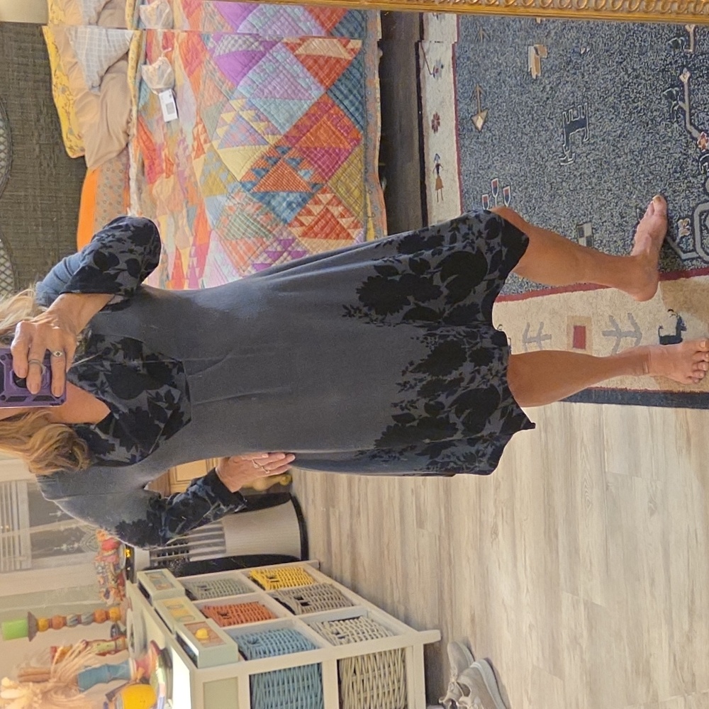 Reborn Asymmetrical Dress in Black and Gray - Picture 13 of 13